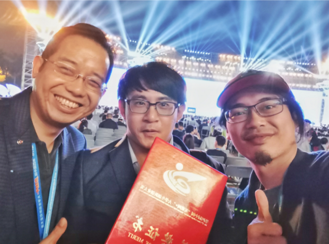 中國創青春大賽 – 銀獎